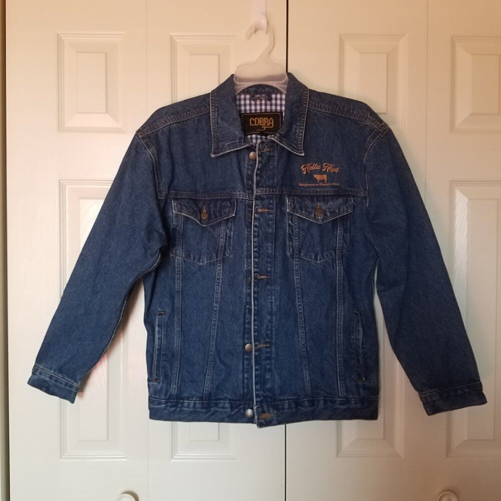 COBRA Vintage Mens Blue Jean Denim Trucker Jacket Embroidered “Hella High” M